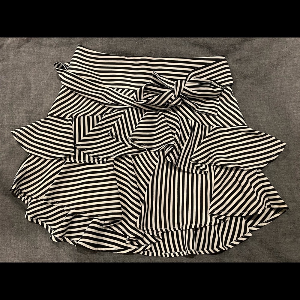 Express Striped Ruffle Mini Skirt Size 2